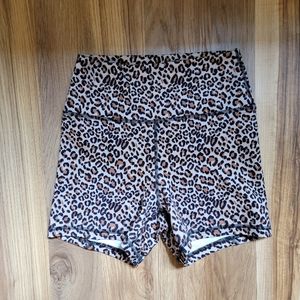 FLEO shorts